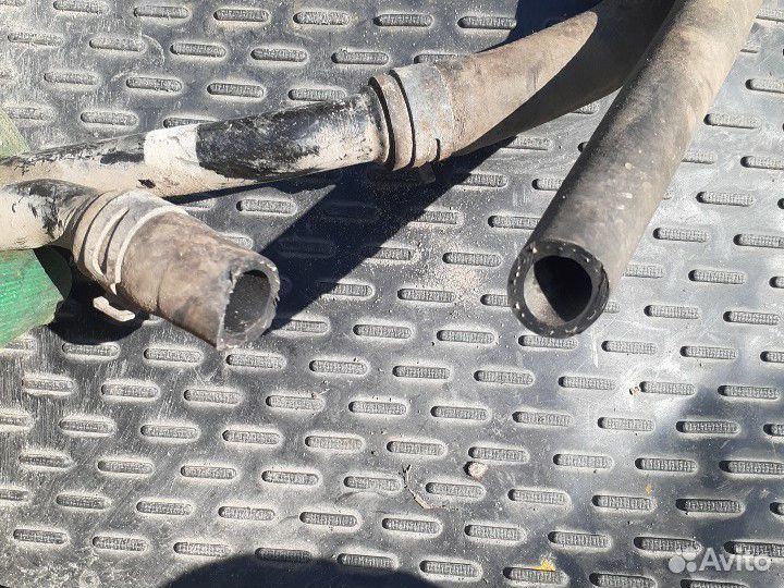 Трубки системы охлаждения Volkswagen Touareg NF