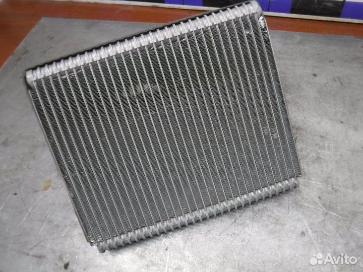 Испаритель кондиционера Geely Emgrand X7 2.0 2014