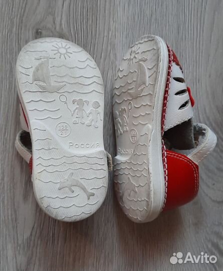 Сандалии на девочку