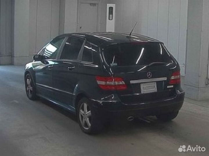 Дверь передняя правая Mercedes-benz B-class T245.232