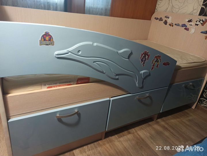 Детская кровать + матрас