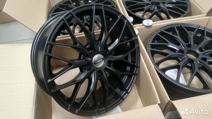 Новые диски R17 7J 5х114.3 ET40 67.1 Black