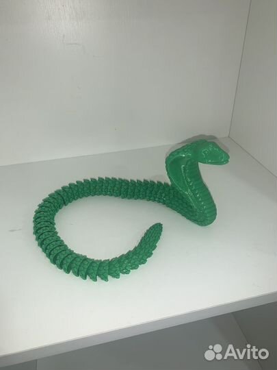 Кобра игрушка