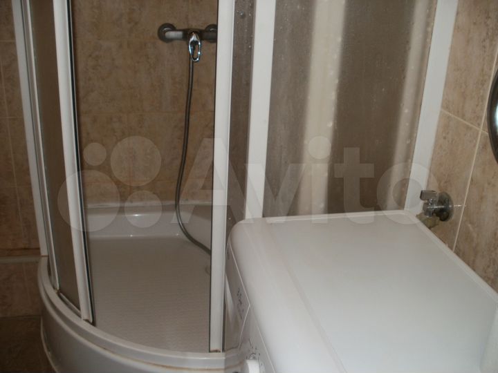 2-к. квартира, 58 м², 4/9 эт.