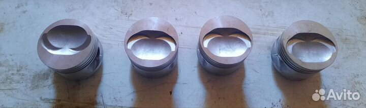 Поршни ваз 8клап. Новые