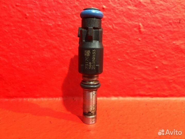 Форсунка Opel Zafira B Z16XE1 1.6L 1598 куб.см