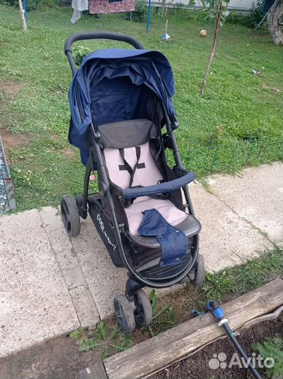 Прогулочная коляска