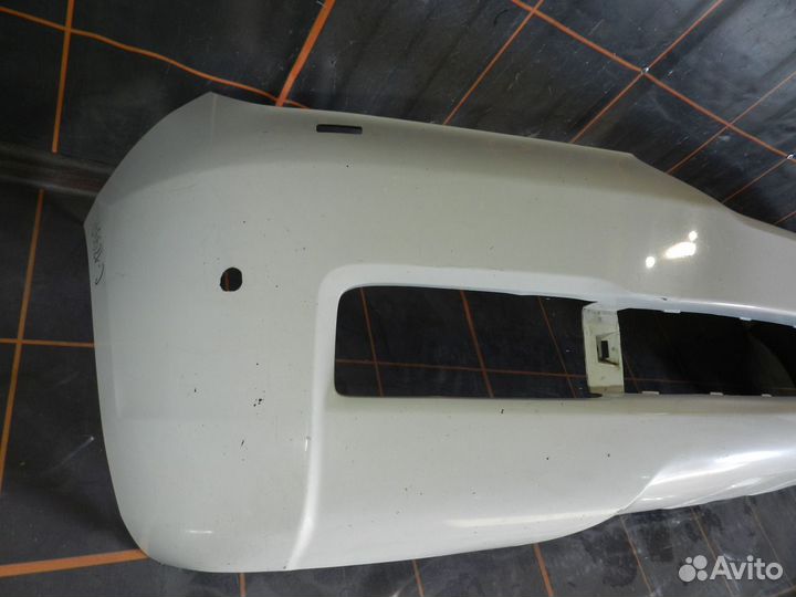 Бампер передний - Toyota Land Cruiser 200