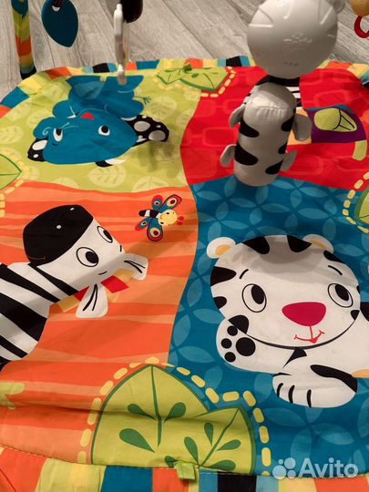 Развивающий коврик