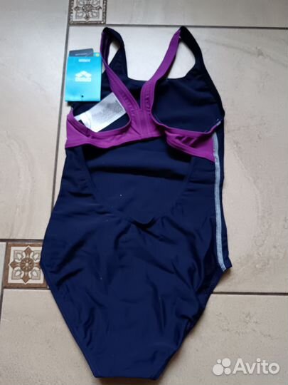 Купальник Arena 140 на 10-11 лет