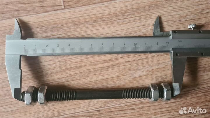 Ось для переднего/заднего колеса велосипеда