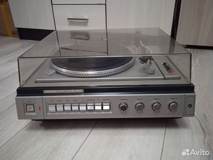 Проигрыватель винила Вега-109-Стерео. (Новый.)