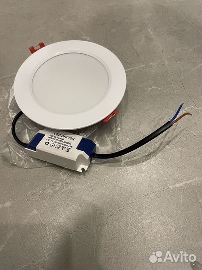 Точечный LED светильник для натяжных потолков 10вт