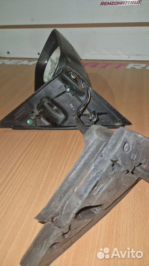 Зеркало правое механическое на WV Passat B3, B4