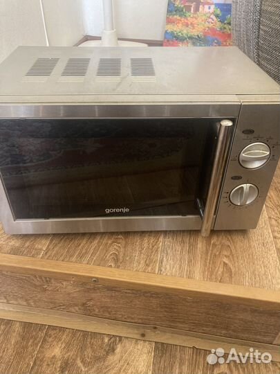 Продам микрововолновку