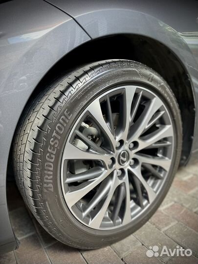 Bridgestone Turanza T005 235/45 R18 94W