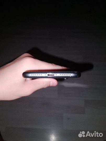 iPhone 11, 256 ГБ
