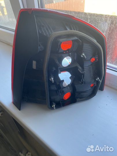 Фара задняя левая на шкоду октавия а 5