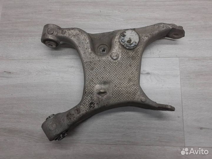 Рычаг задний левый BMW 7 E65/E66