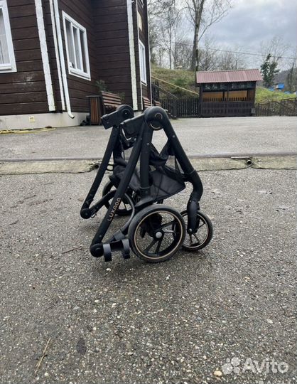 Коляска 3 в 1