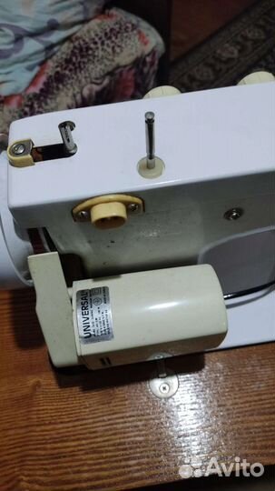 Швейная машина Чайка 142м