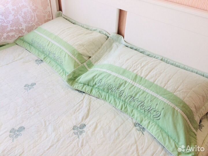 Покрывало на кровать120/200