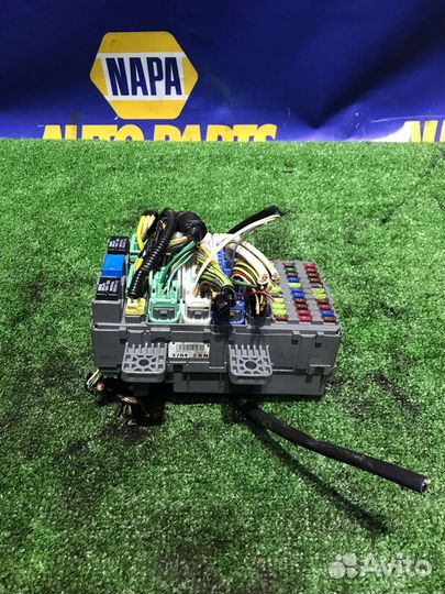 Блок предохранителей Honda Civic 5d