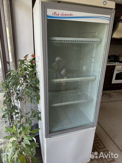 Холодильник витрина бу