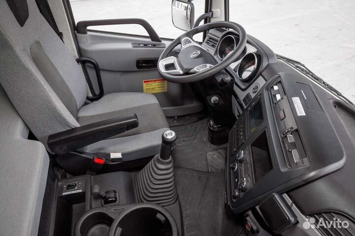 DongFeng KC DFH3330A80, 2023