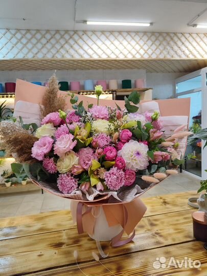 Живые цветы Букеты / Розы / доставка