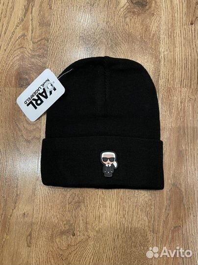 Karl lagerfeld шапка