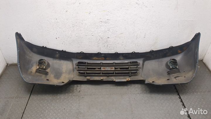 Бампер передний Mitsubishi Pajero / Montero, 2004