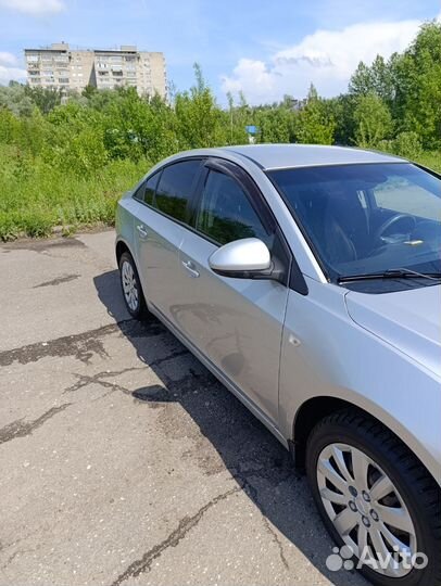 Chevrolet Cruze 1.8 AT, 2013, 137 000 км