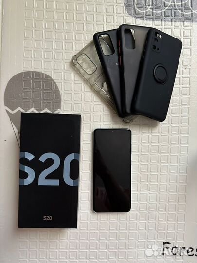 Samsung Galaxy S20, 8/128 ГБ