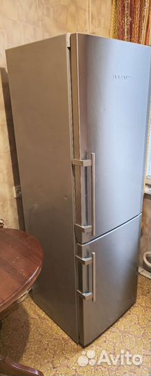 Холодильник Liebherr