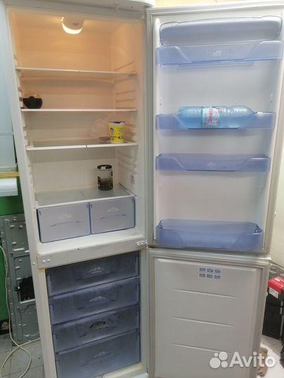 Холодильник высокий