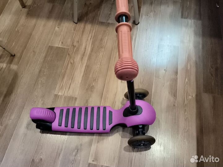 Самокат детский трехколесный