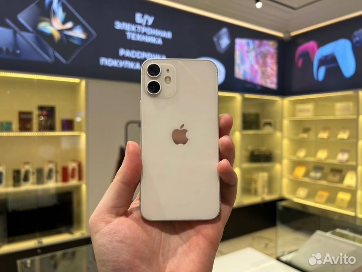 iPhone 12 mini, 64 ГБ