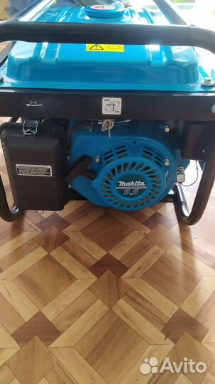 Бензиновый генератор