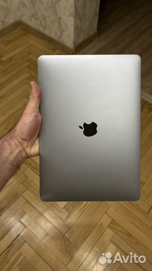 Apple MacBook Pro 13 2018