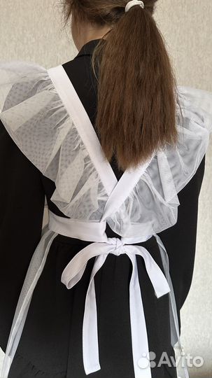 Белый школьный фартук 1 класс