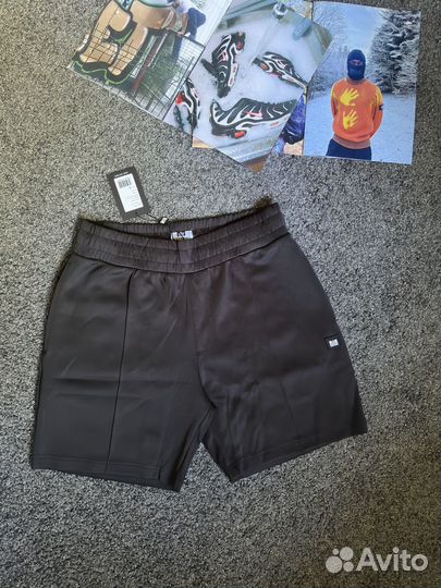 Шорты Weekend Offender новые M, XL