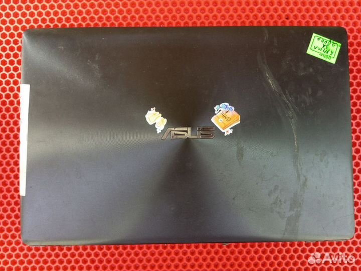 Ноутбук Asus X550C (разбор)