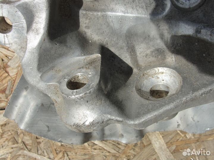 Кулак поворотный левый BMW E65