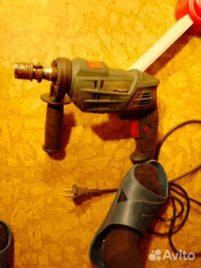 Дрель с реверсом
