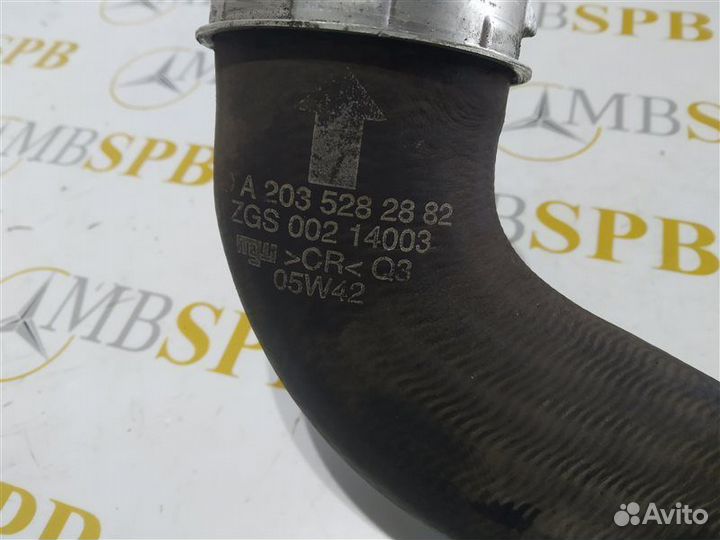 Патрубок интеркулера левый Mercedes C-Class W203