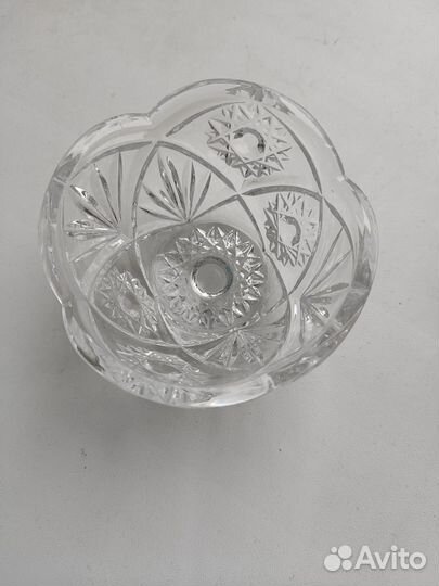 Хрустальная конфетница