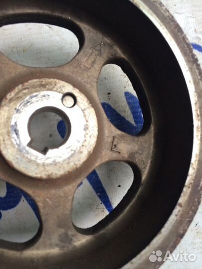 Шкив распредвала передний левый Subaru Legacy BD5