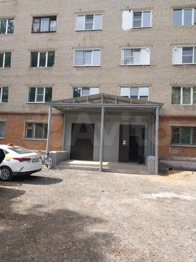 Комната 61 м² в 2-к., 1/5 эт.