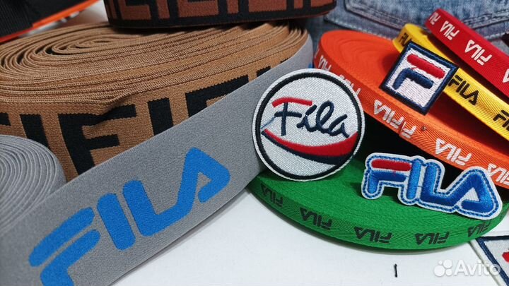 Набор для шитья: резинки, тесьма, нашивки 